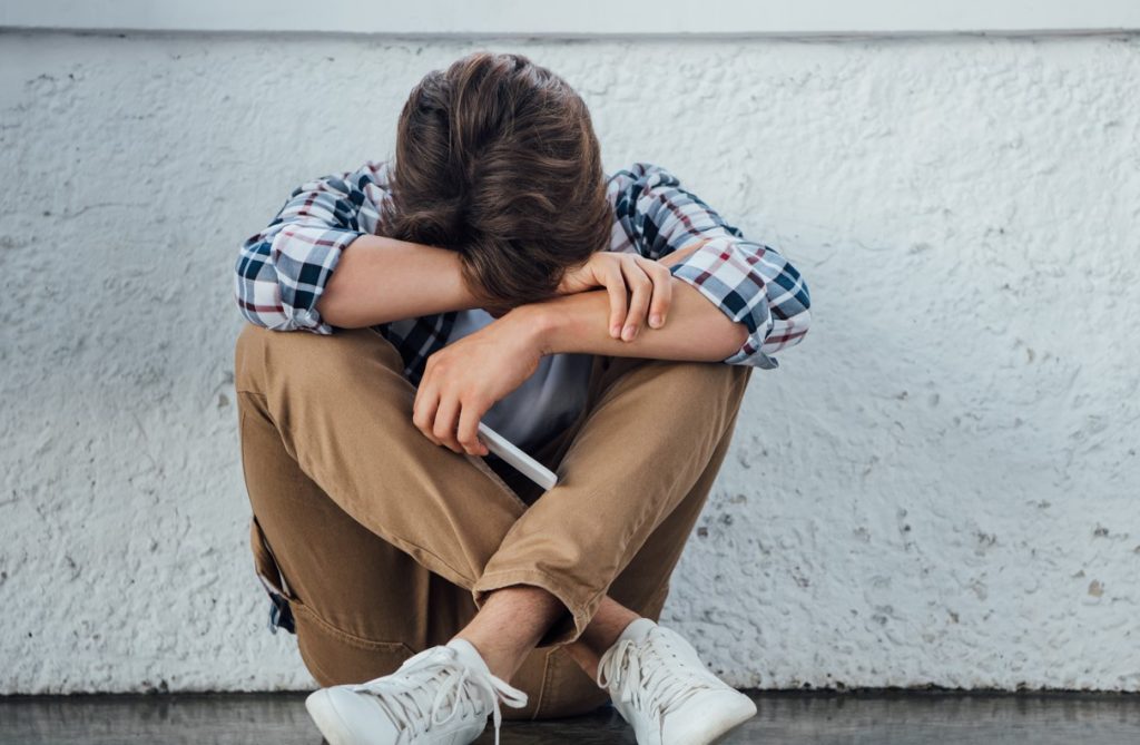 adolescent-en-detresse