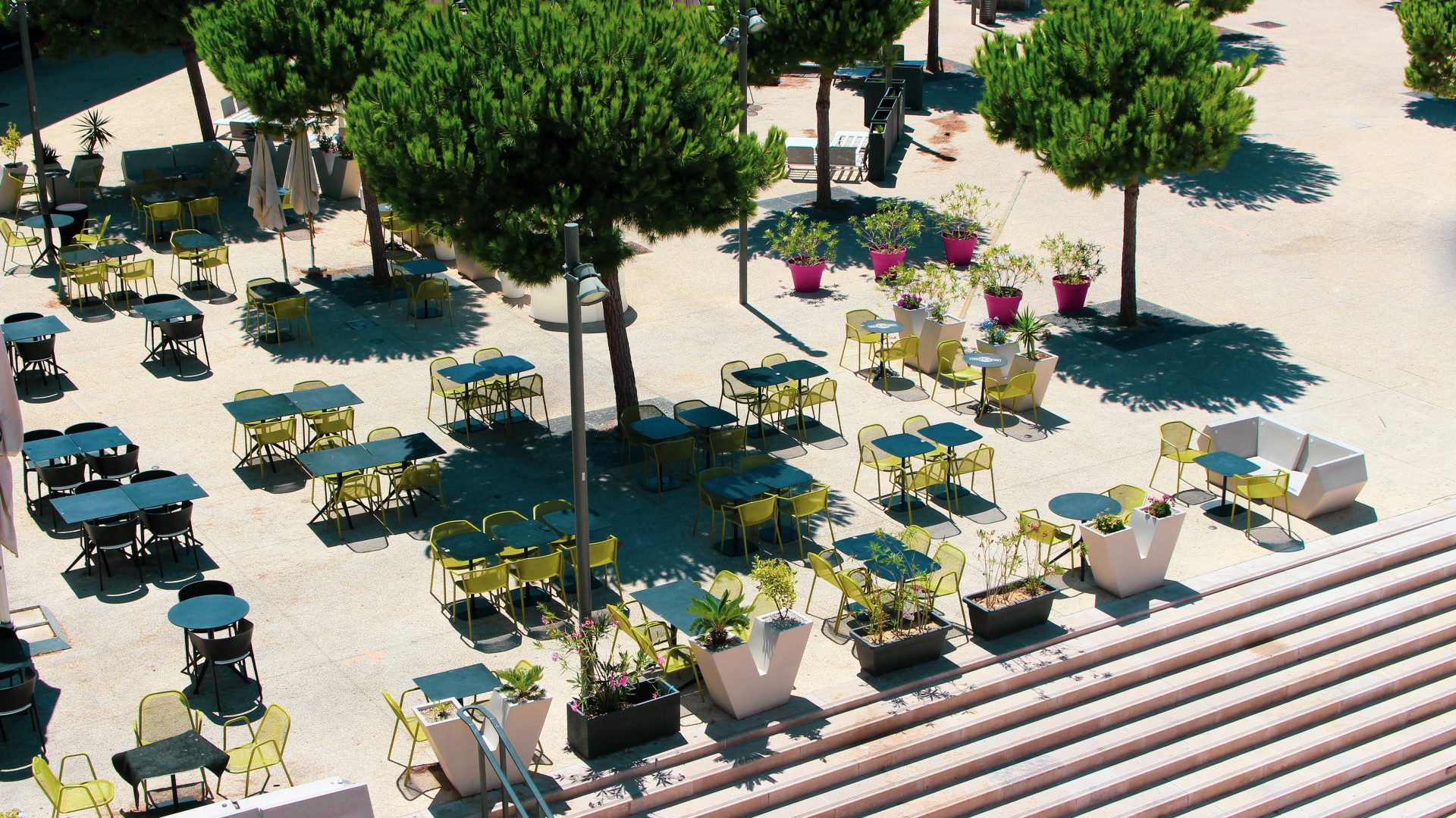 Les incontournables pour aménager sa terrasse de restaurant avant l'été