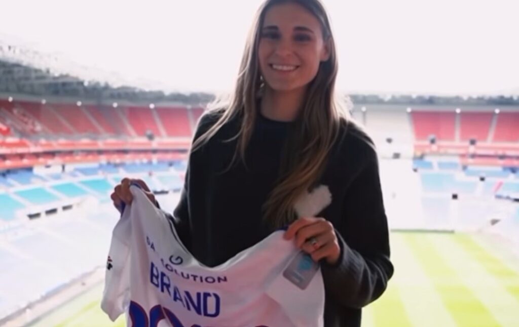 jule brand ol lyonnes