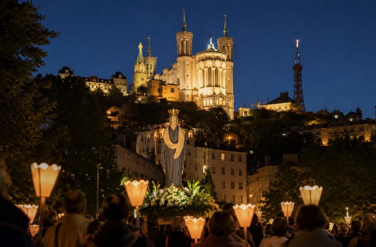 assomption lyon 2026 procession